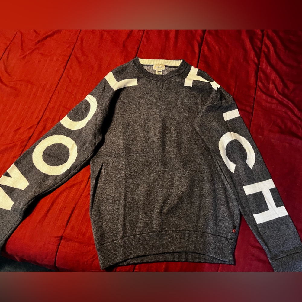 Woolrich sweater. Size Small